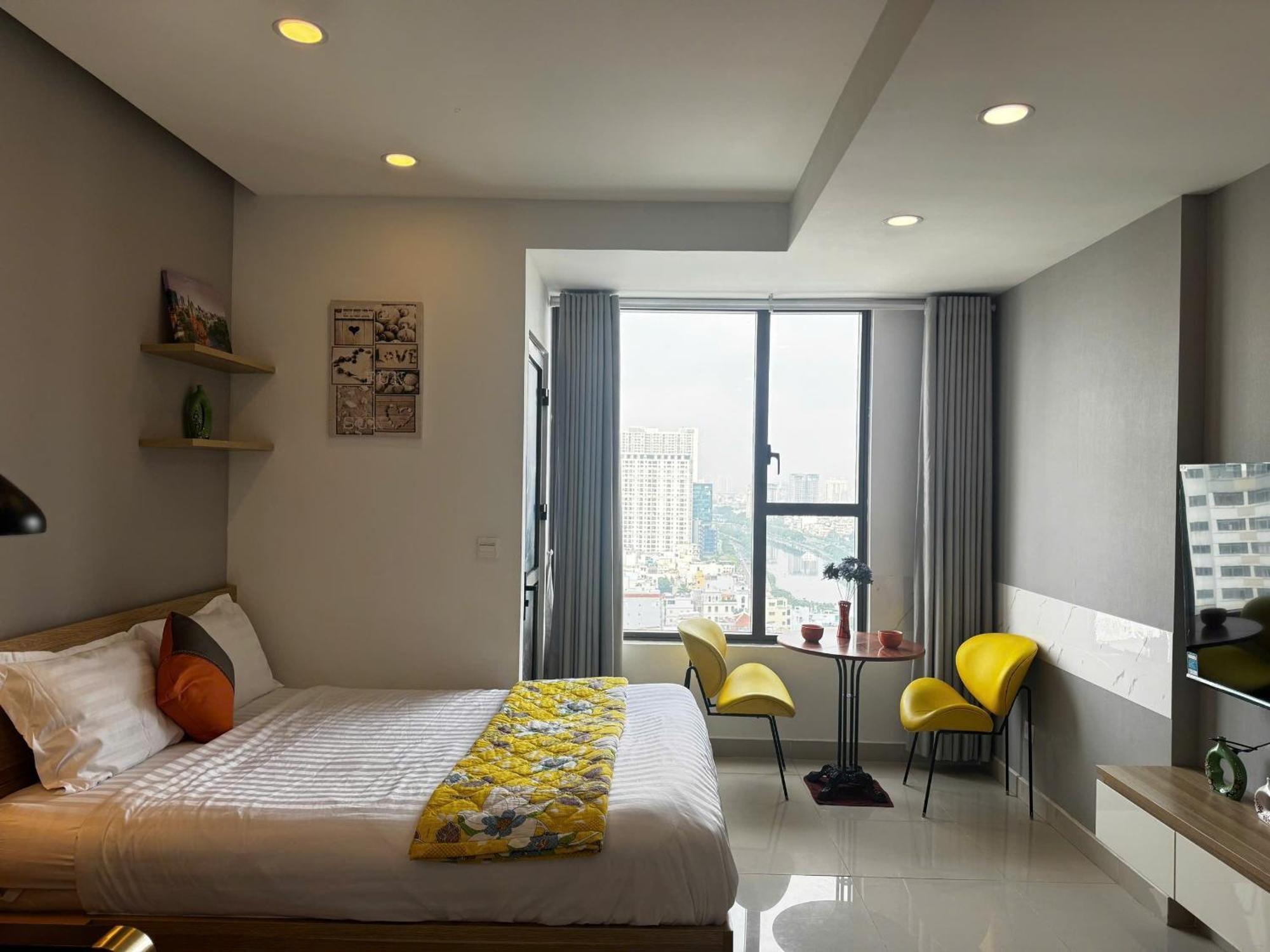 Rivergate Saigon Apartment *